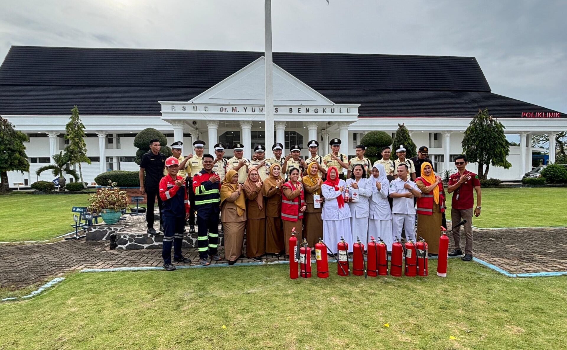 Empat Tahun Konsisten, RSUD M. Yunus Bengkulu Gelar Pelatihan K3 Kebakaran Bersama Bengkulu Safety